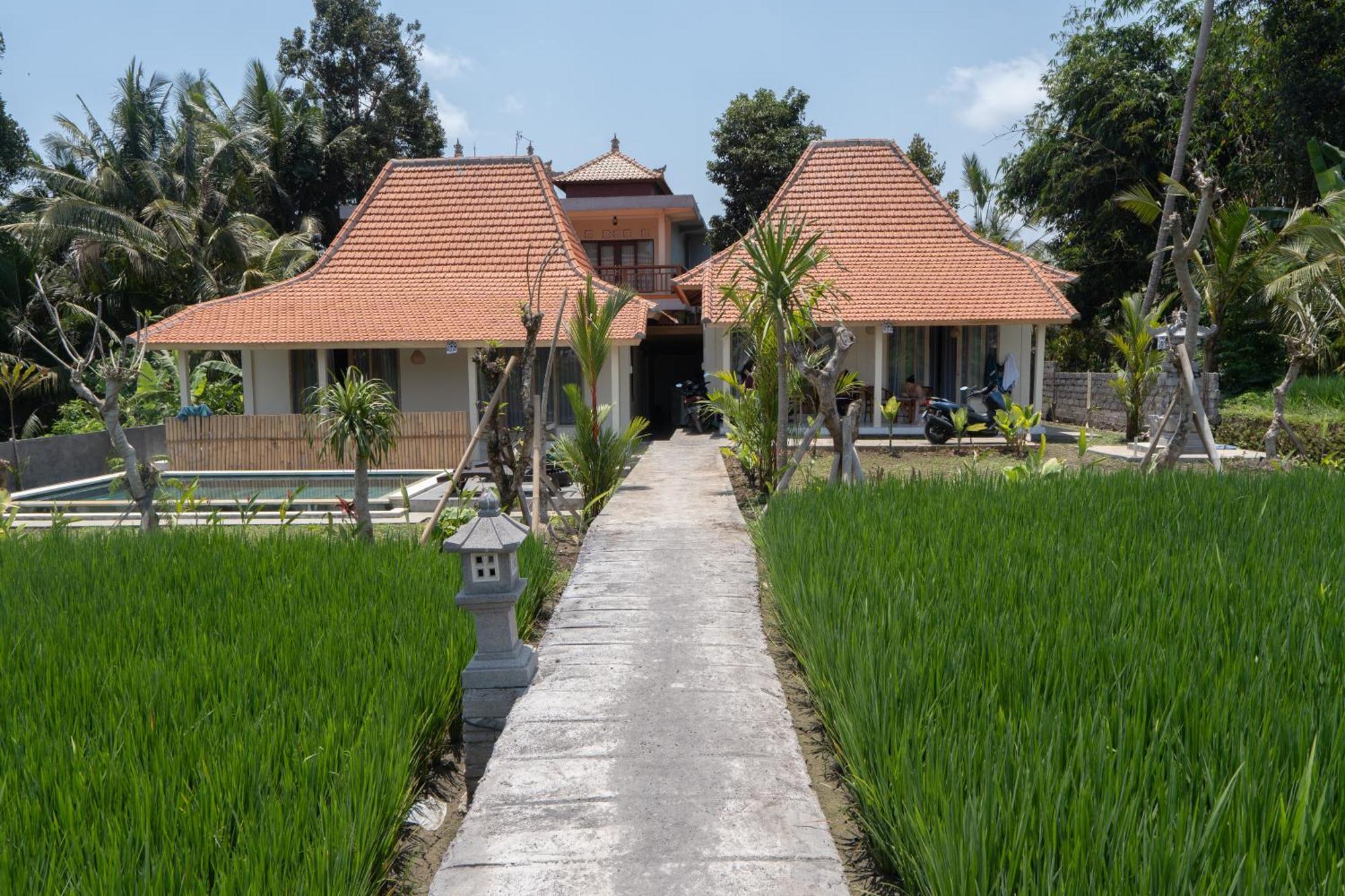 Uma Sri Dewi Villa Ubud Exterior photo