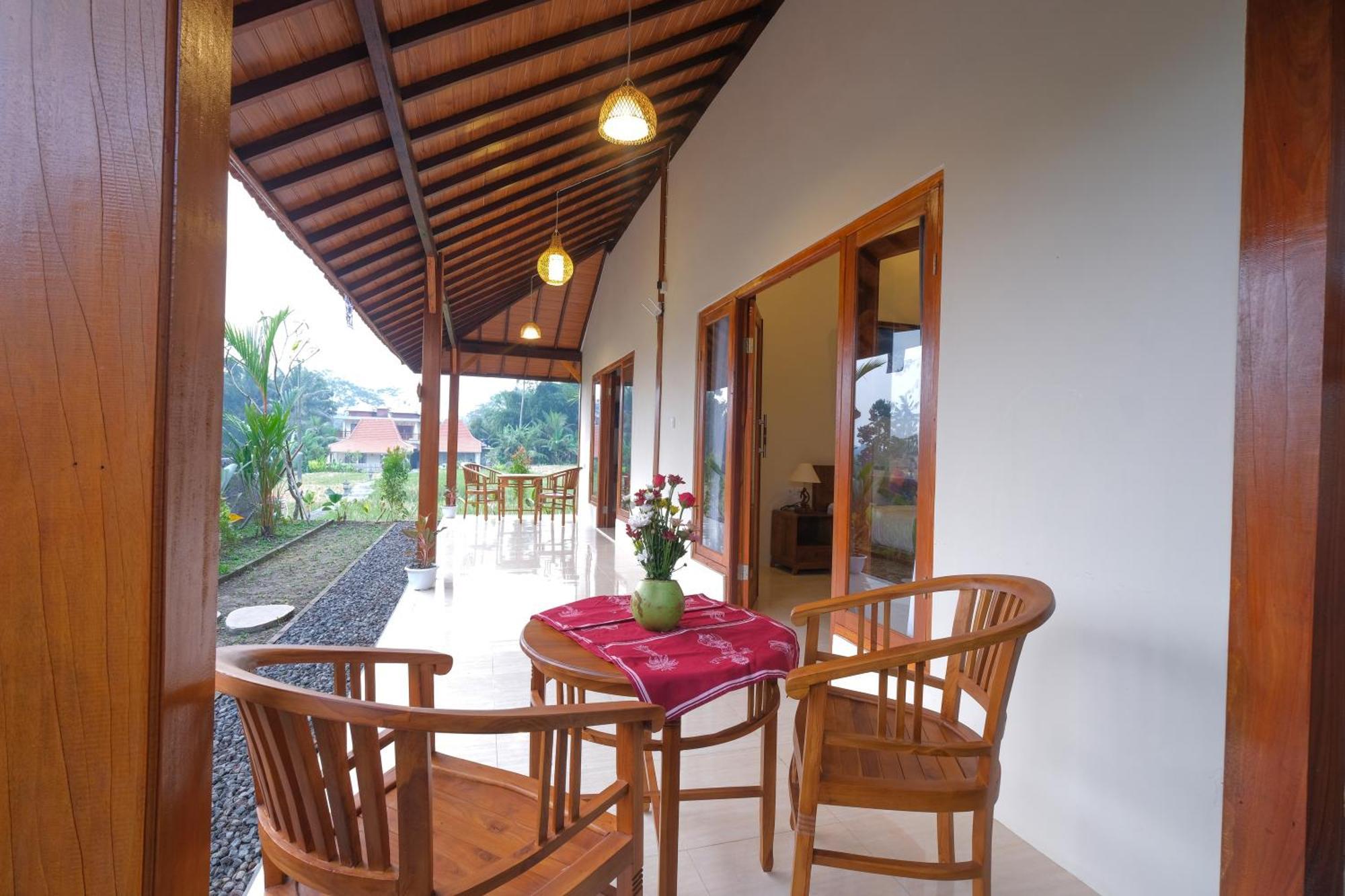 Uma Sri Dewi Villa Ubud Exterior photo